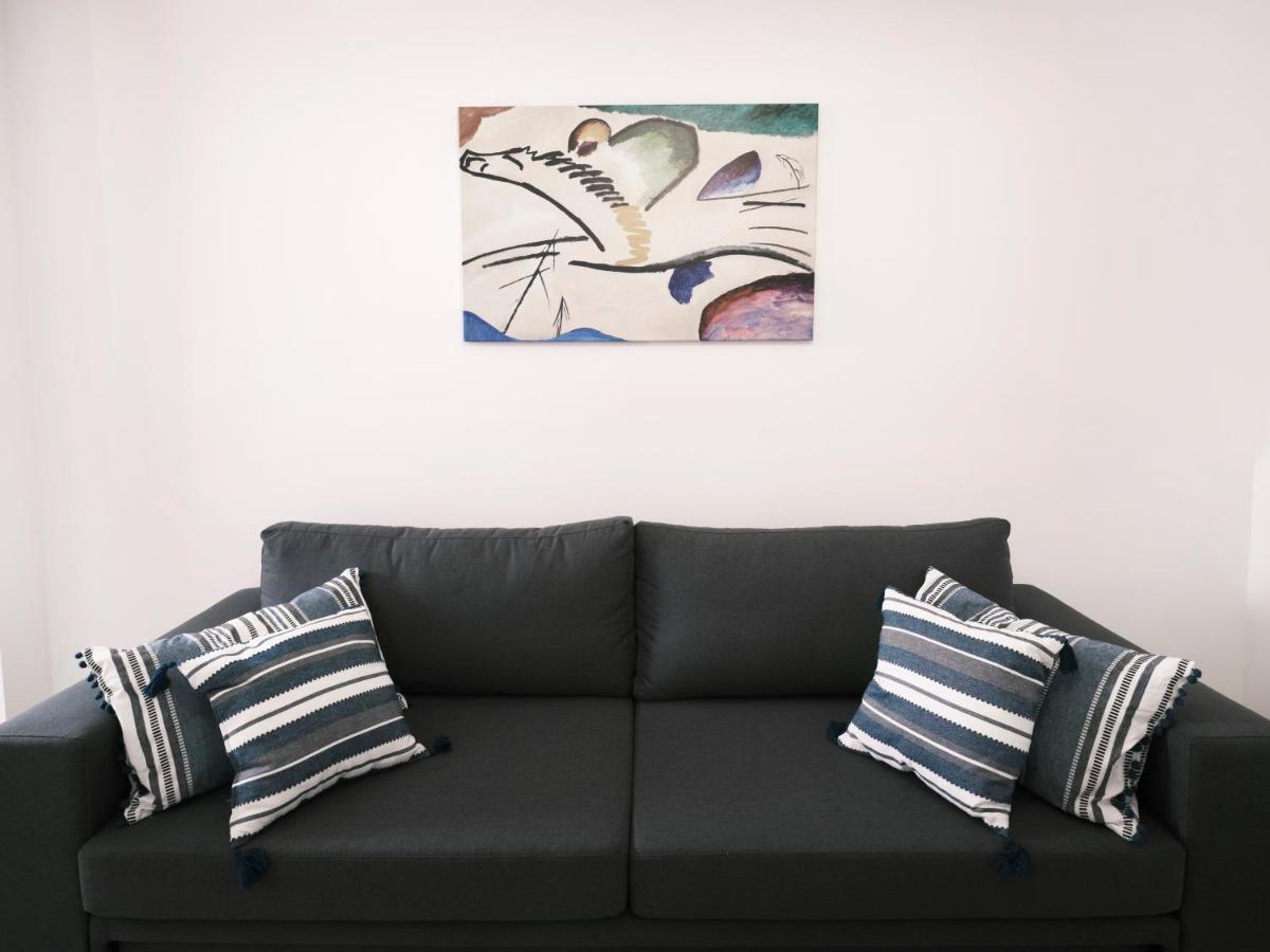"Under The Olive Tree"- Beautiful Apartment In The Heart Of Афіни Екстер'єр фото