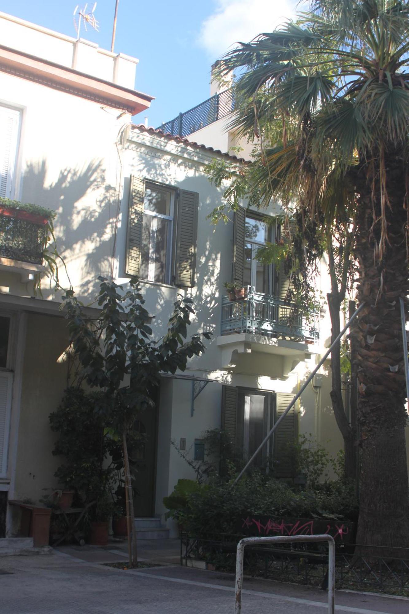 "Under The Olive Tree"- Beautiful Apartment In The Heart Of Афіни Екстер'єр фото